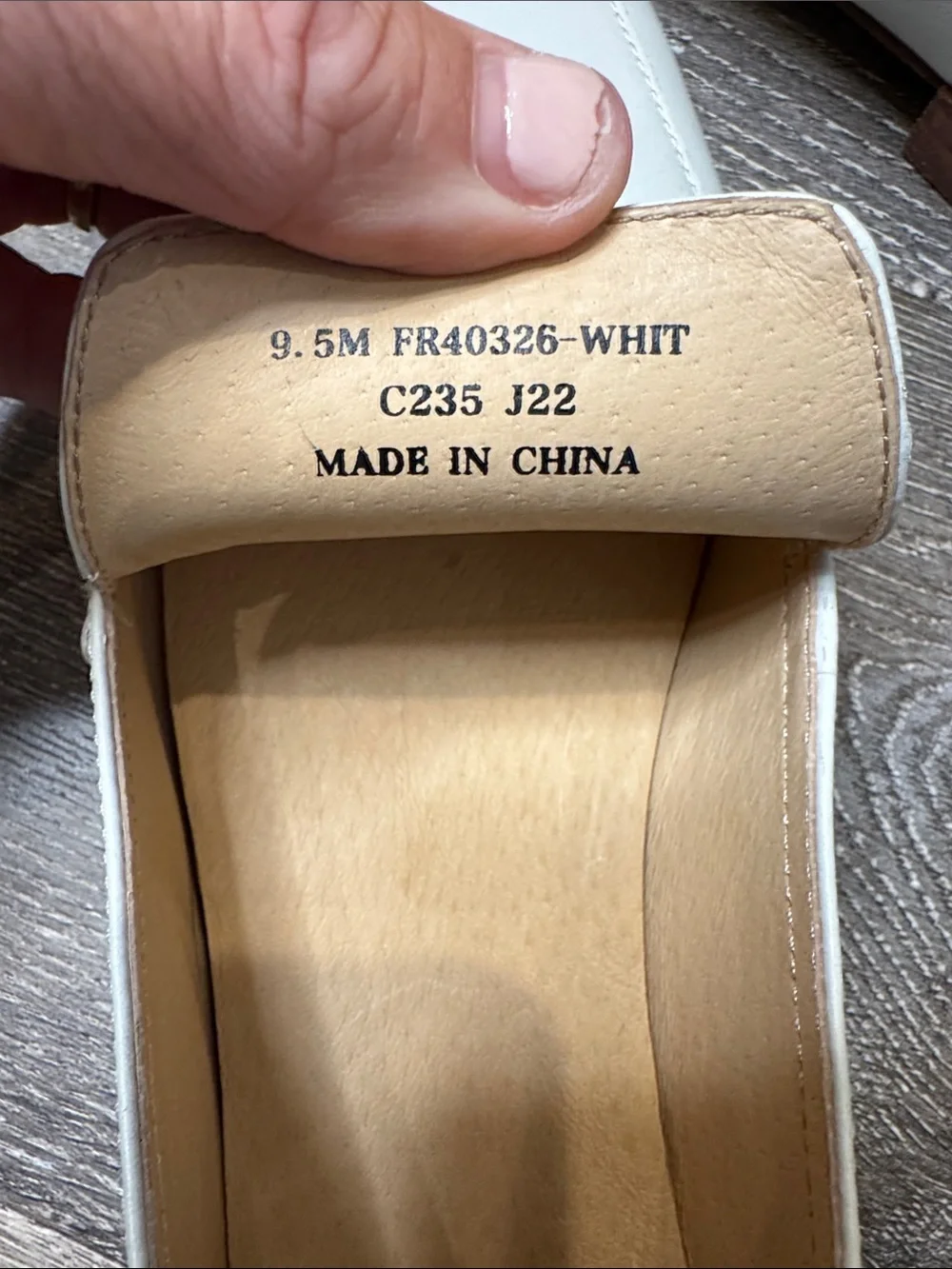 Frye Off-White Leather Slip-On Loafers MK